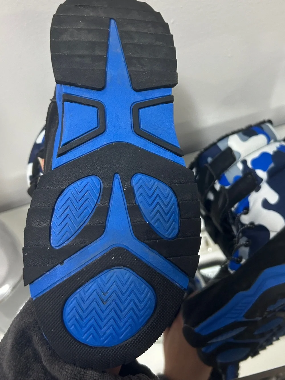Kids Snow Boots EU 35 Blue Camo Faux Fur Winter Boots Like New